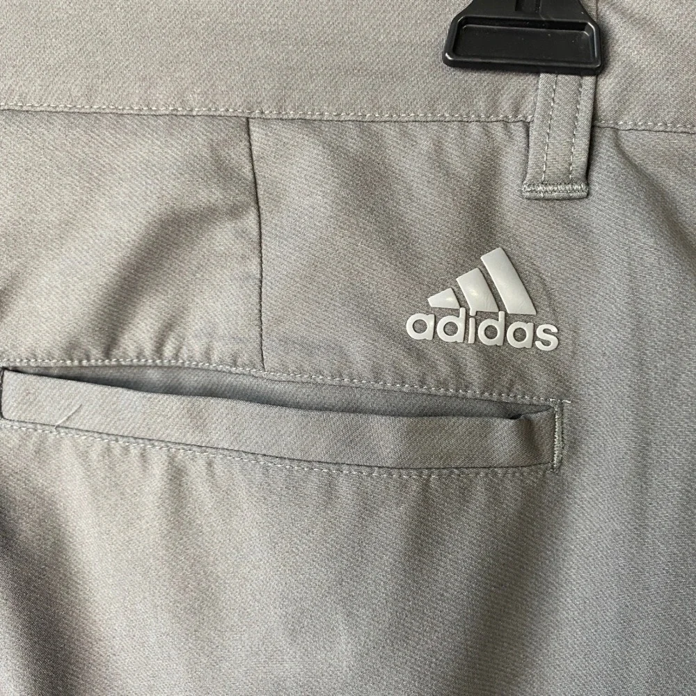 Adidas Golf Shorts Mens 32 Grey Performance Stretch Moisture Wicking‎ Activewear